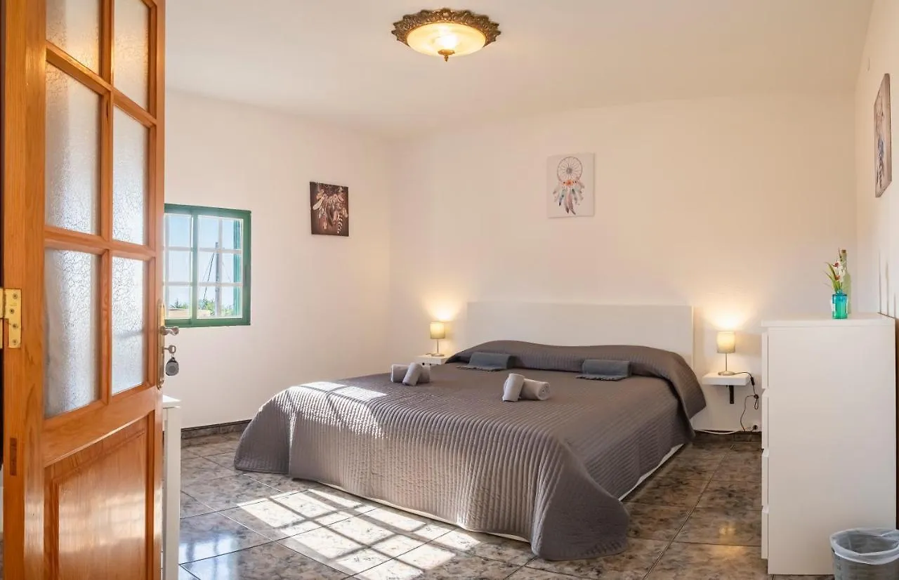 Vistalroque Bed and Breakfast Arona